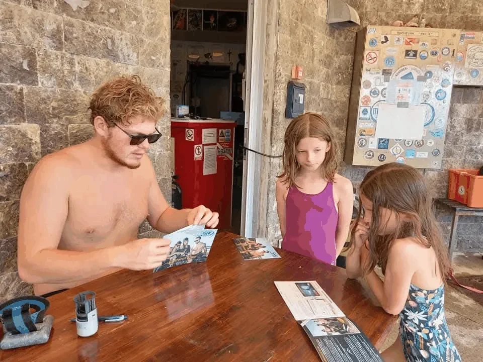 Uvodni briefing za probni zaron u Diving Marco Polo