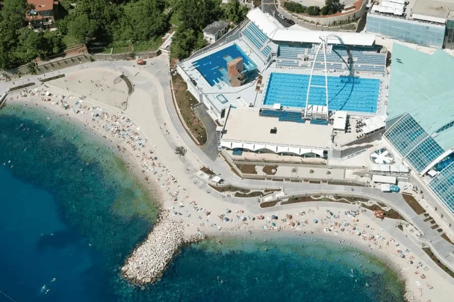 Ronilački centar Marco Polo uz plažu i bazenski kompleks